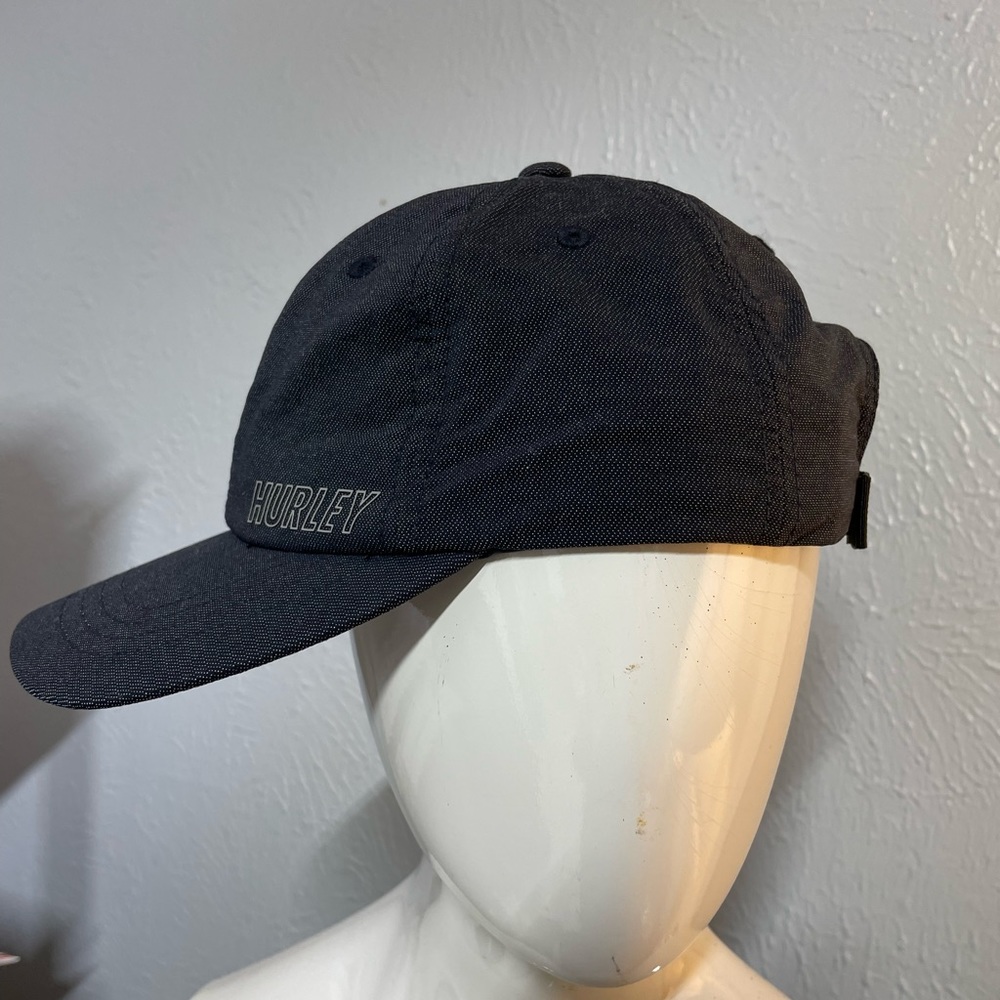 Hurley Cap - Picture 6 of 10